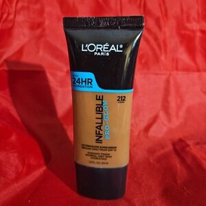 L'Oreal Paris‎ Infallible Pro Glow 24HR Foundation 212 Cocoa Radiant Finish